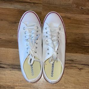 Mens Converse Chuck Taylor All Star Low Top- 10.5 WORN ONCE
